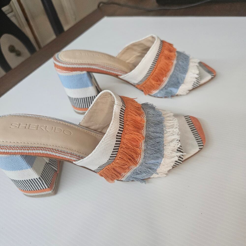Shekudo Ilamoye Woven Fringe Block Heel Mules 9 / 39 - EUC, Color Weave 2 - Picture 2 of 11